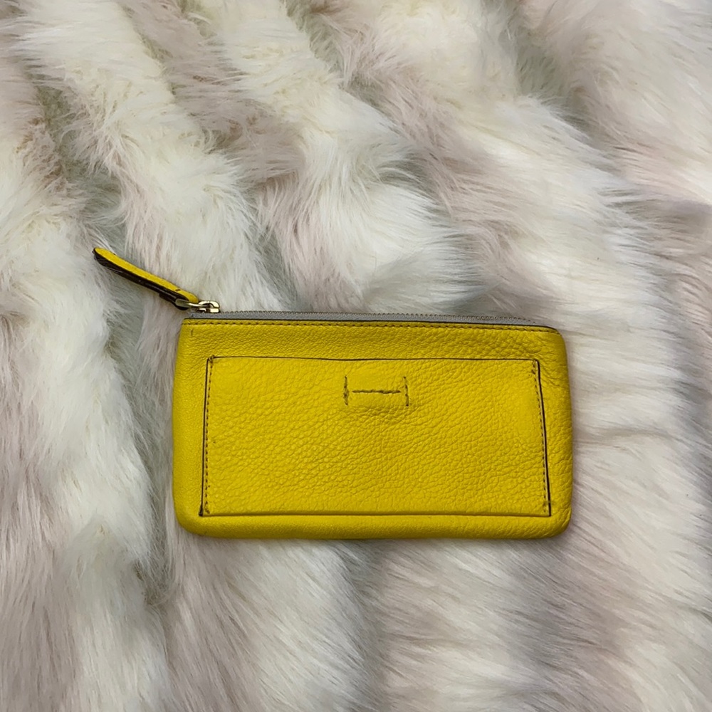 GAP: Zip Clutch Wallet